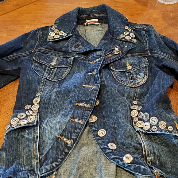Italian Jeans Jacket - Picture 5 of 10